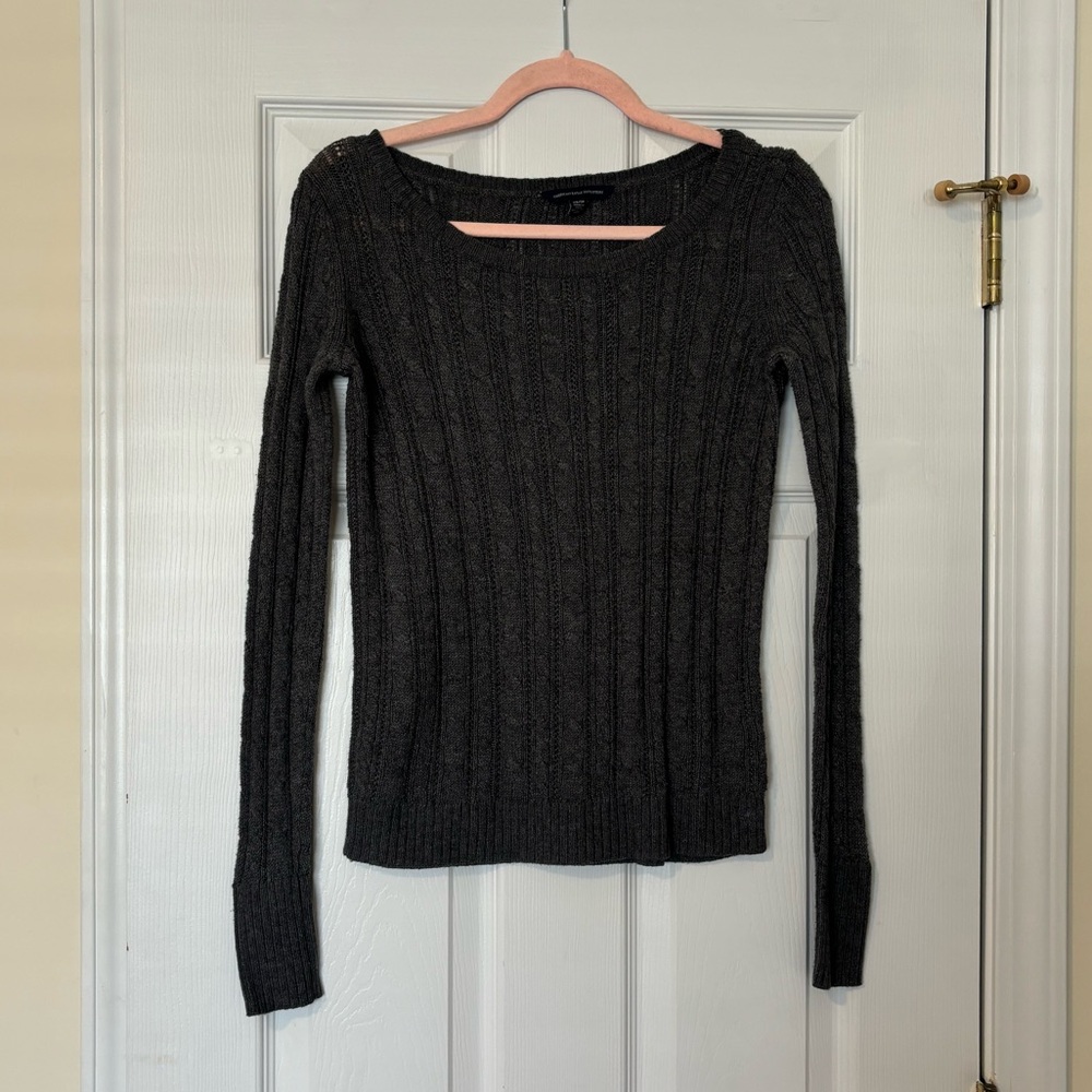 AE Grey Sweater | XS | Great Condition